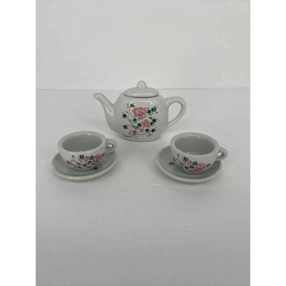Vintage Child’s China Tea Set Battat Floral 5 PCs Great for 18 Inch Dolls - Picture 1 of 10